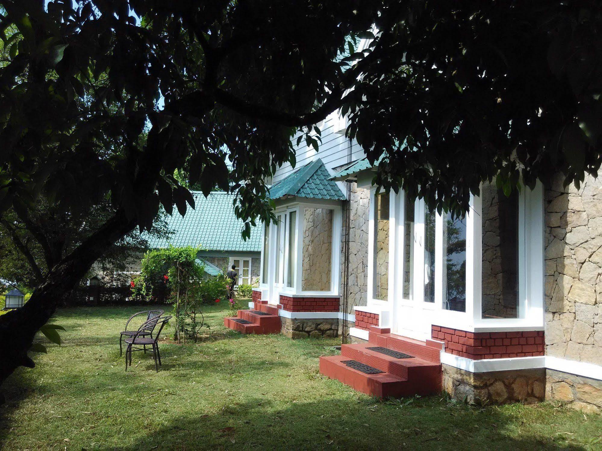 Ambady Estate Hotel Munnar Exterior foto
